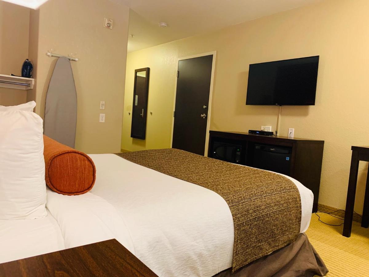 The Kanata Inns אינברמיר מראה חיצוני תמונה