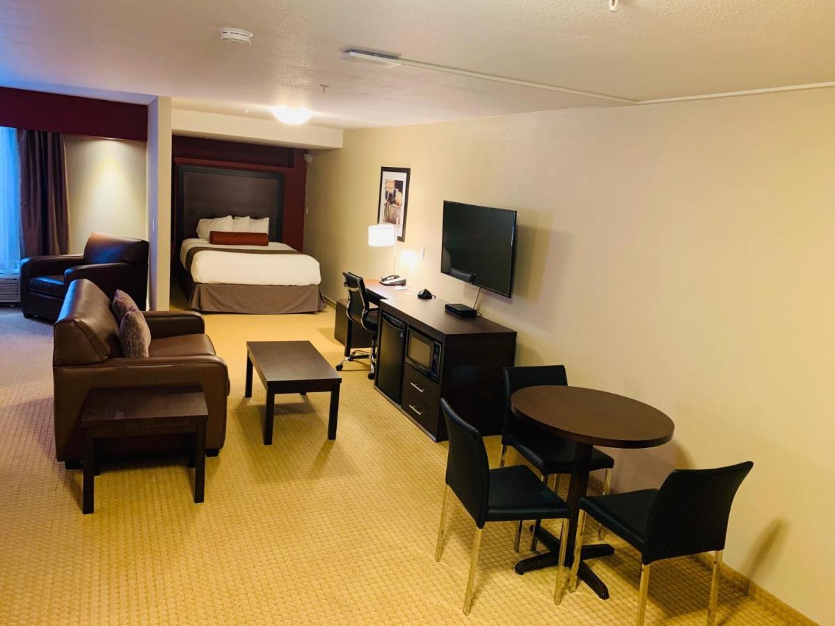 The Kanata Inns אינברמיר מראה חיצוני תמונה